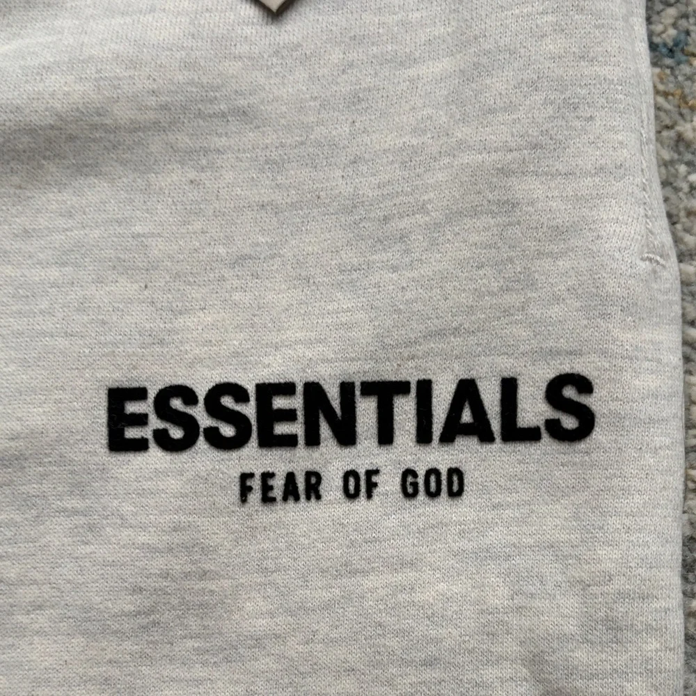 Essentials Fear Of God Relaxed Sweatpants Light Oatmeal Size M - Picture 4 of 6